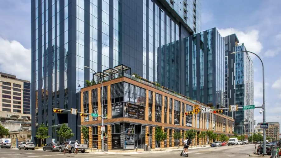 5th and Brazos mixed-use tower at street level in downtown Austin